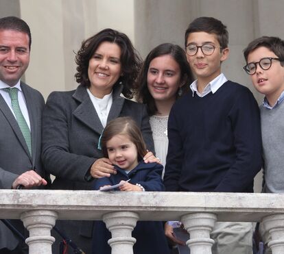 Assunção Cristas não perde nenhum encontro com Deus