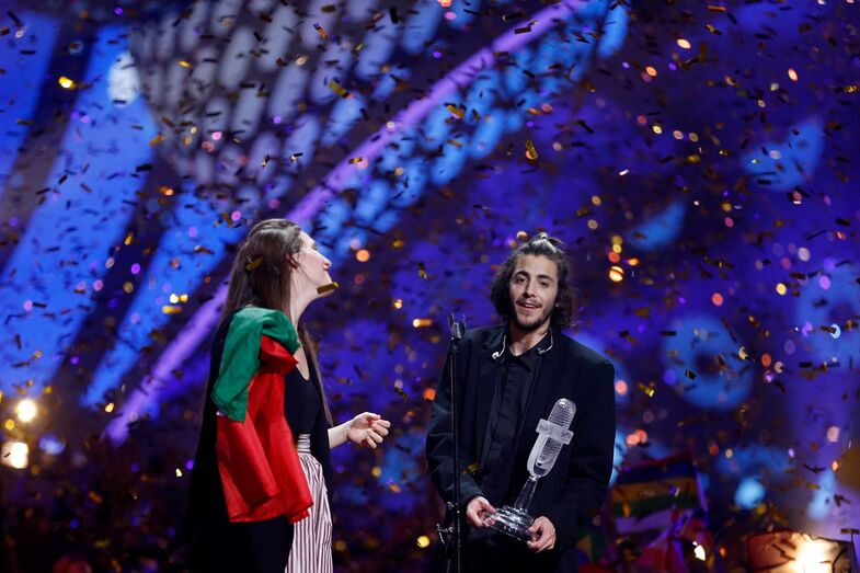 Salvador Sobral e a namorada na Eurovisão