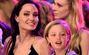 Aos 11 anos, filha de Angelina e Brad Pitt faz tratamento hormonal para trocar de sexo