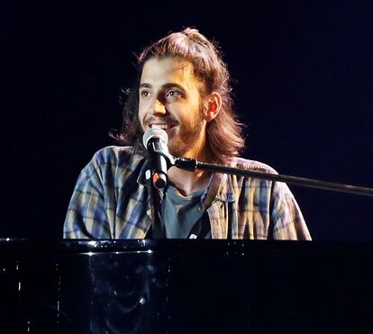 Salvador Sobral choca em concerto solidário que uniu os portugueses