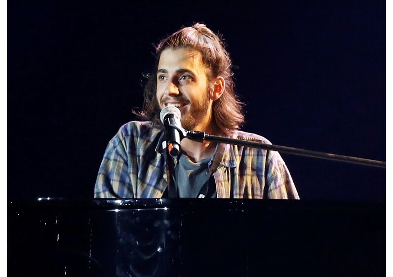 As Imagens Exclusivas Da Namorada E Da M E De Salvador Sobral Porta