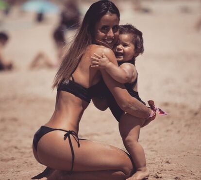 É oficial: Carolina Patrocinio está grávida... e mostra a barriga