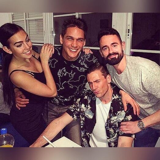 Fotografias de Georgina com outros homens provocam ciúmes a Ronaldo