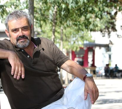 Uma semana após a morte, João Ricardo esquecido por todos