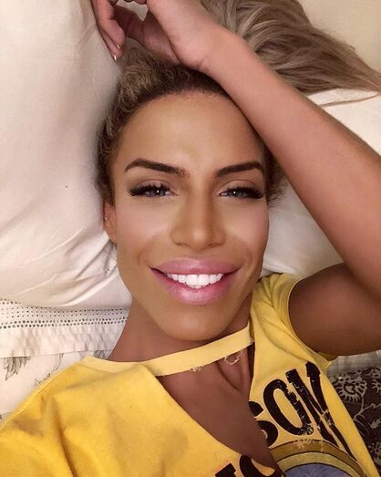 O extravagante e camaleónico Carlos Costa