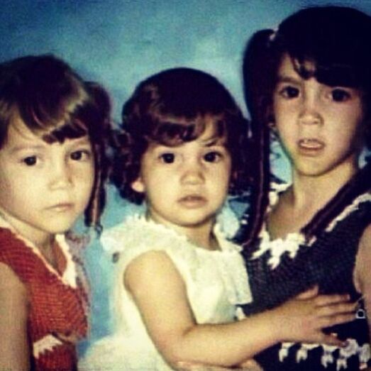 Jennifer Lopez é a filha do meio de uma família grande