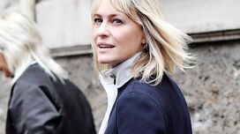 Casamento relâmpago: veja as imagens do matrimónio de Robin Wright com Clement Giraudet