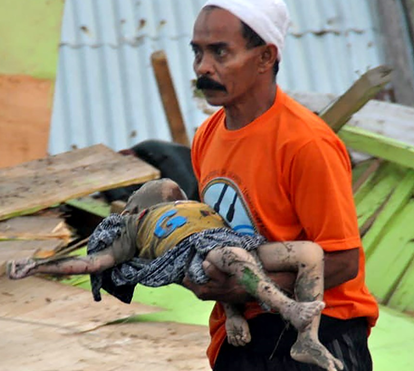 Aumenta Para O N Mero De Mortos No Tsunami Na Indon Sia As Imagens