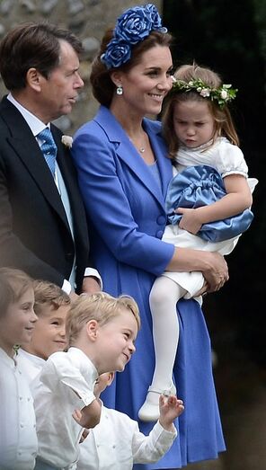 George e Charlotte no casamento de Sophie Carter