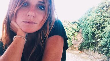 Inês Herédia faz revelação sobre grande amor: Não saiu do país para reconquistar namorada