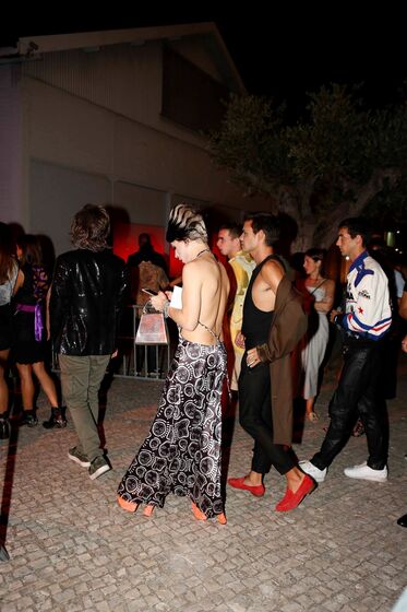 Música, dança, loucura e espectáculo: os 20 anos do Lux Frágil