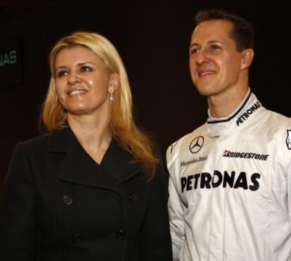 Mulher de Schumacher fala pela primeira vez do estado de saúde do piloto