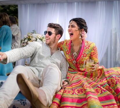 Cerimónia segundo os rituais hindus! Priyanka Chopra e Nick Jonas já são marido e mulher