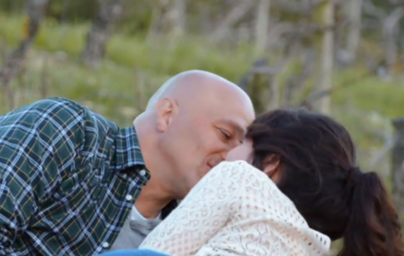 Hot! O primeiro beijo do programa 'Quem Quer Namorar com o Agricultor'