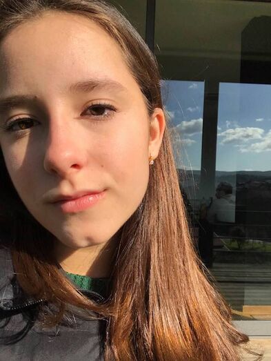 Já em casa após um cateterismo, Maria Rueff tirou um momento para escrever uma mensagem de agradecimento à filha Laura, que lidou com toda situação.