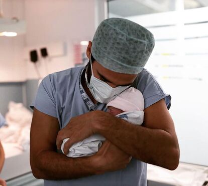 As declarações inéditas de Cláudia Vieira sobre o parto da filha