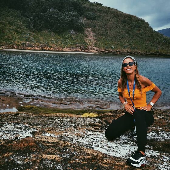 Carolina Patrocínio revela (finalmente) barrigão de grávida 