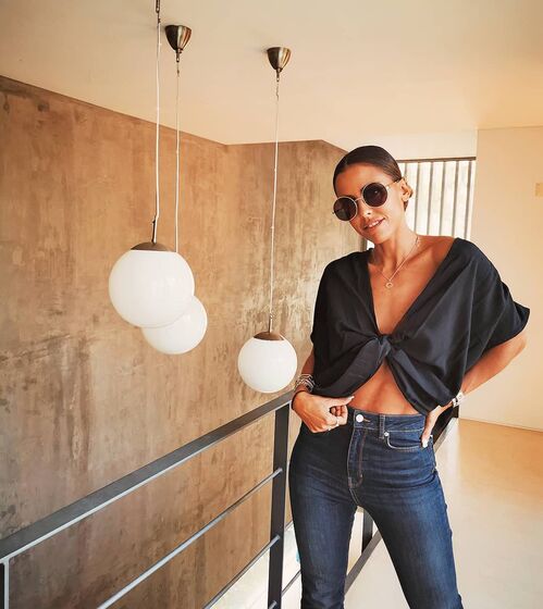 Carolina Patrocínio revela (finalmente) barrigão de grávida 