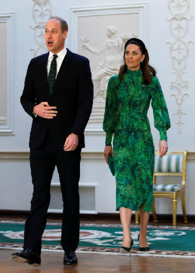 Kate Middleton rouba todos os olhares ao chegar na Irlanda