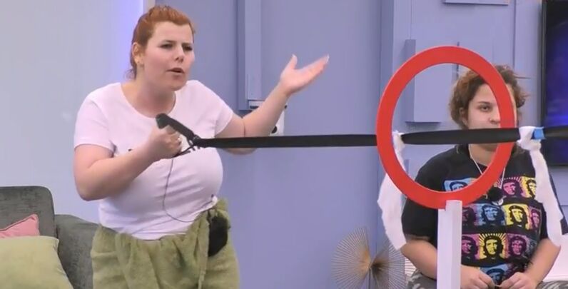 O triste e descriminada vida de Noélia no Big Brother