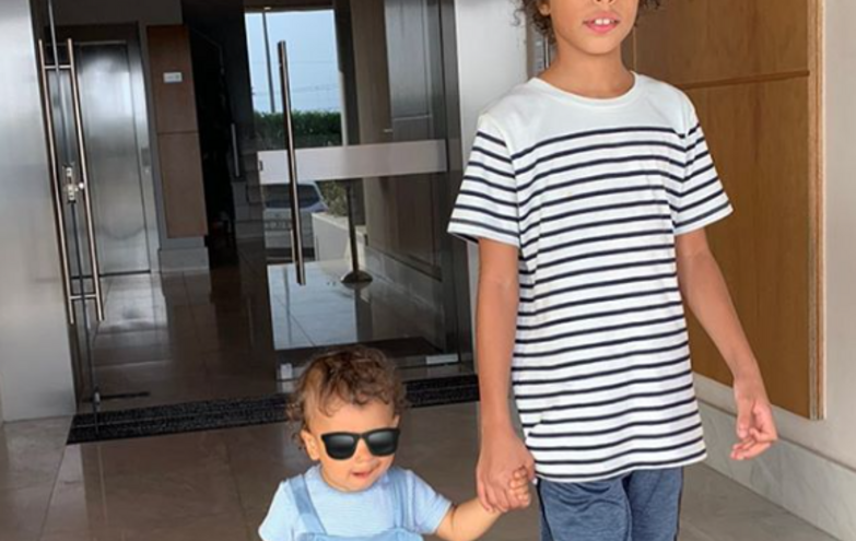 Orgulhoso, namorado de Rita Pereira mostra os dois filhos