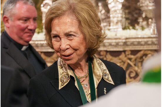 Rainha Sofia na semana Santa em Sevilha.jpg