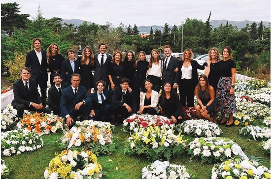 Filhos, netos e mulher de Balsemão reunidos em cerimónias fúnebres