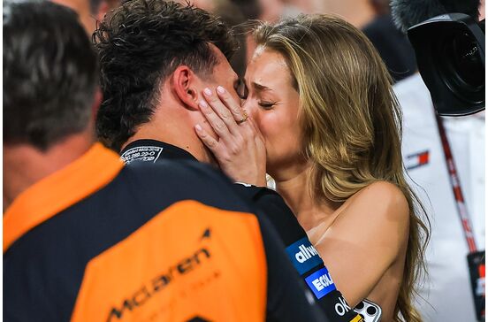 Margarida Corceiro e Lando Norris celebram na Fórmula 1 em Abu Dhabi