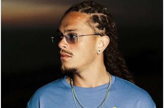 Carro de Maycon Douglas encontrado submerso junto ao farol de São Miguel Arcanjo, na Nazaré