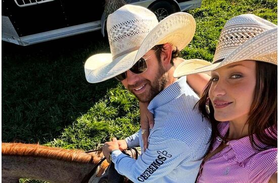 Bella Hadid e Adan Banuelos.jpg