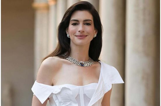 Anne Hathaway