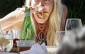 Tori Spelling: anoréctica, mas com apetite