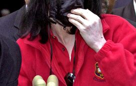 Dermatologista de Jackson é o pai biológico