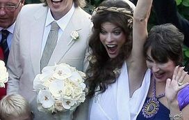Milla Jovovich casa em estilo hispânico