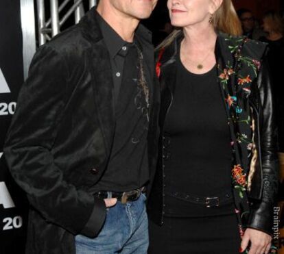 Viúva de Patrick Swayze consulta médium