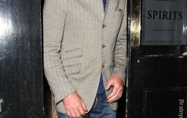 Guy Ritchie ‘apanhado’ com nova conquista