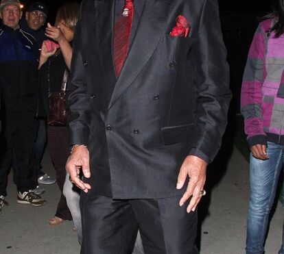 Joe Jackson diz ter batido no filho para seu bem