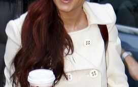 Cheryl Cole procura ajuda espiritual 