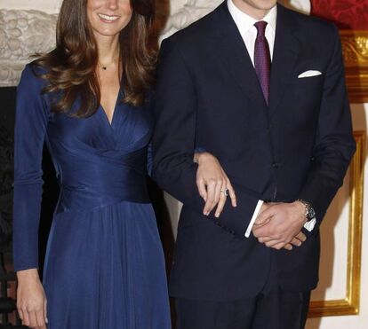 Kate Middleton manda apertar anel 