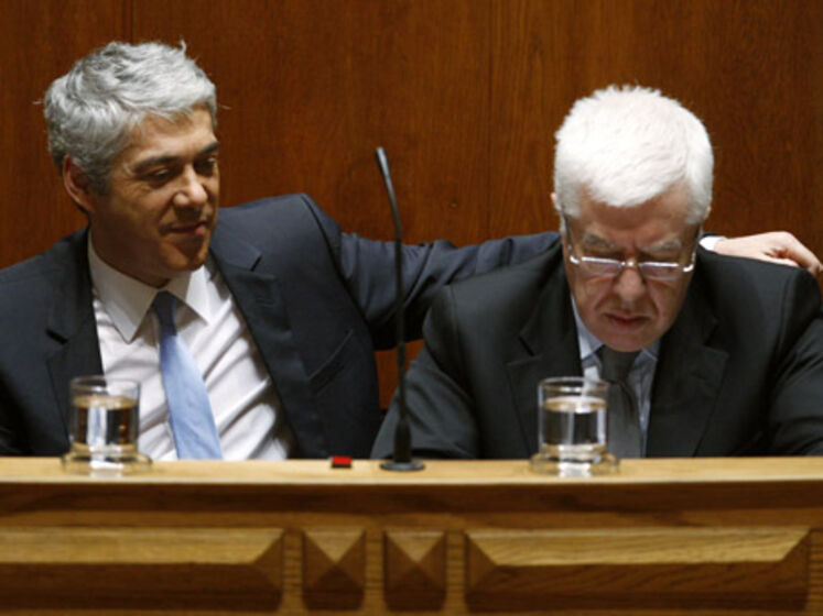 Sócrates: "Conto com Teixeira dos Santos para a vida"