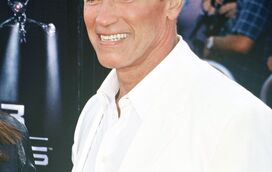 Arnold Schwarzenegger quer reatar