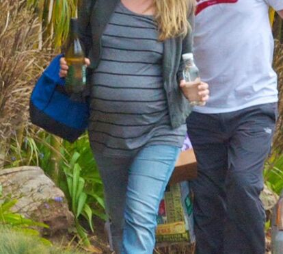 Alicia Silverstone dá à luz o primeiro filho