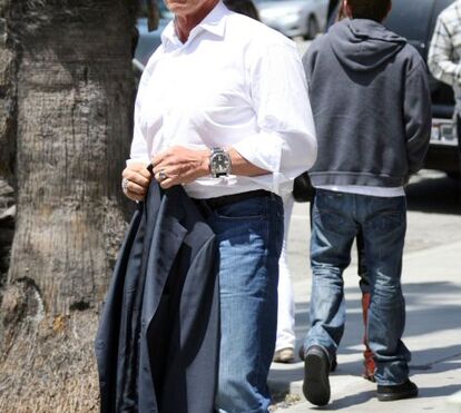 Arnold Schwarzenegger assume divórcio