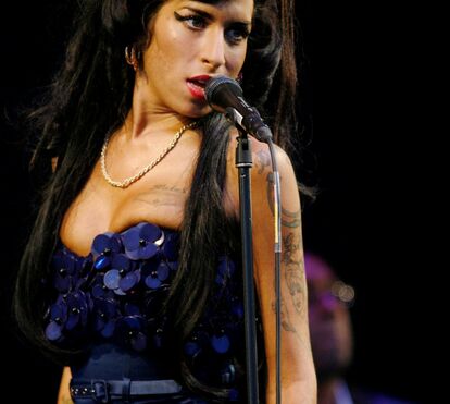 Vícios matam Amy Winehouse aos 27 anos