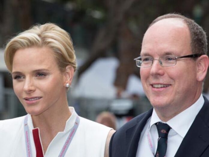 Príncipe Alberto do Mónaco e a princesa Charlene vão ser pais