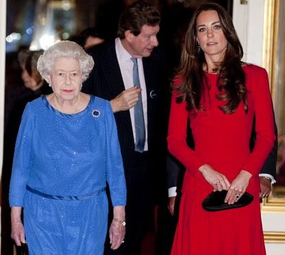 Rainha Isabel II critica Kate Middleton 