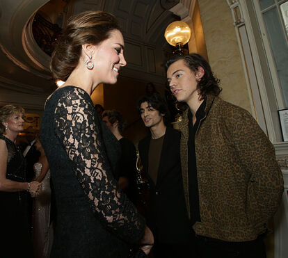 Kate Middleton conhece os One Direction