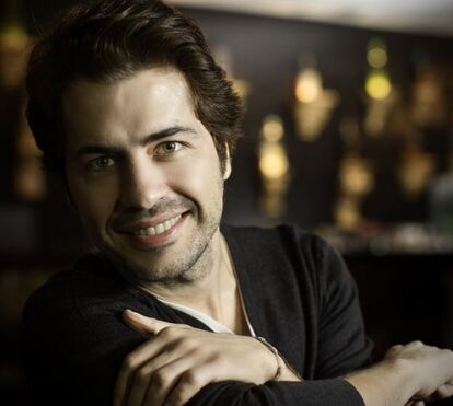 Pedro Górgia revela que mãe é homossexual: 'Vivemos sempre com essa amiga'