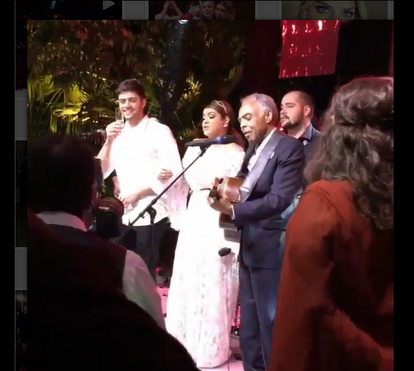 Gilberto Gil canta no casamento da filha
