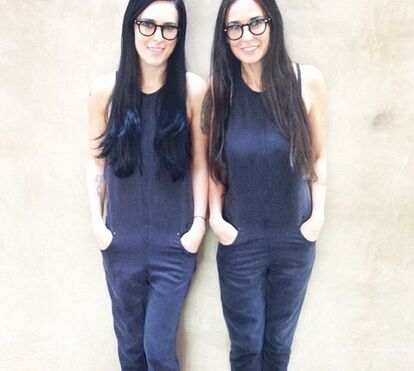 Demi Moore e filha iguais em nova foto